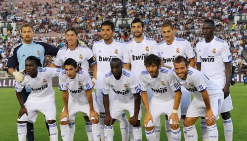 银河战舰欧冠破浪，皇马逆境铸传奇新章